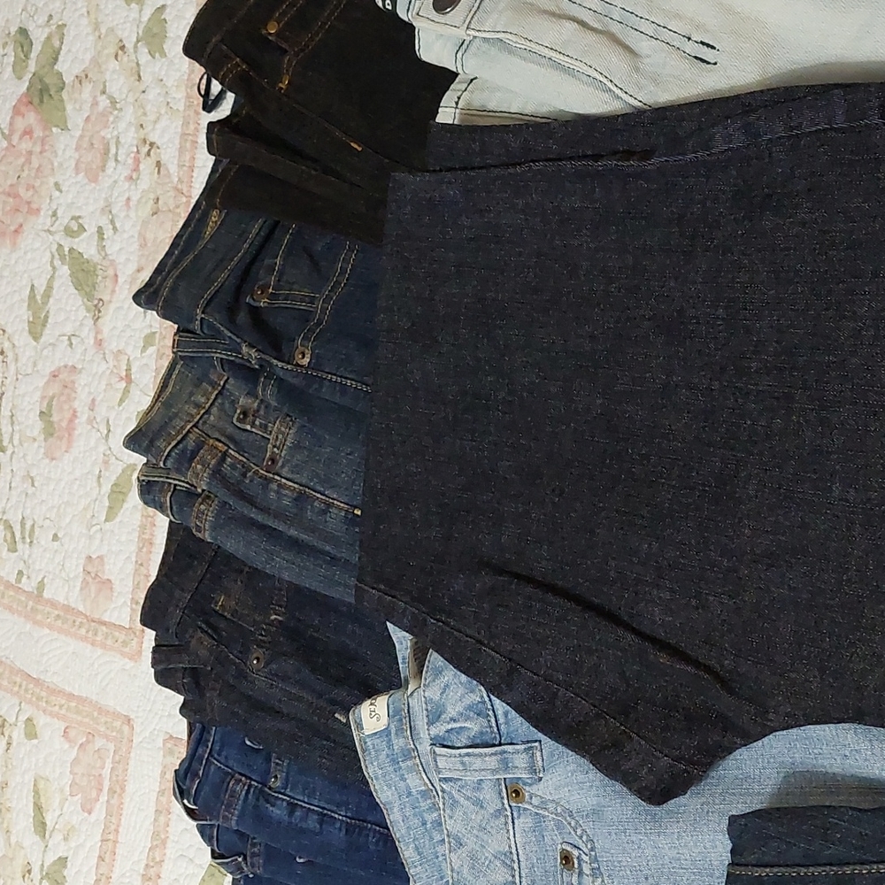 Jeans different size